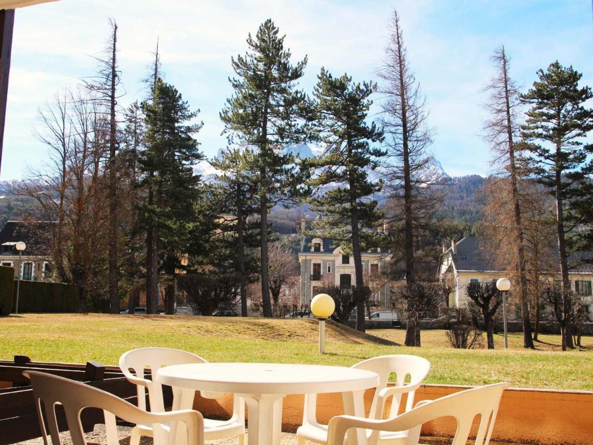 Apartmán T2 Centre Barcelonnette Avec Garage, Terrasse Et Parc Prive - Fr-1-165A-101 Exteriér fotografie