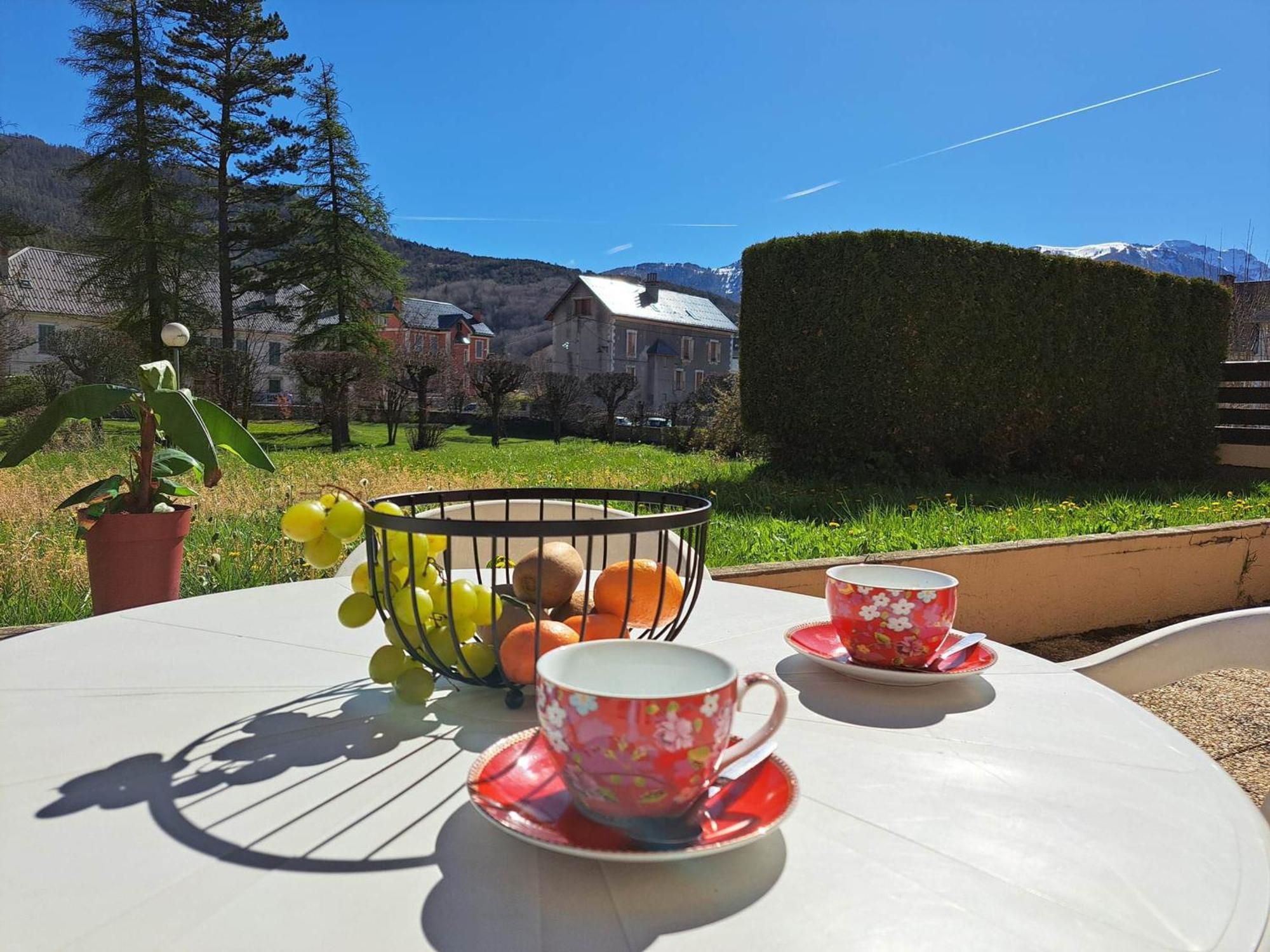Apartmán T2 Centre Barcelonnette Avec Garage, Terrasse Et Parc Prive - Fr-1-165A-101 Exteriér fotografie